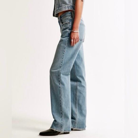 Abercrombie & Fitch The Baggy Low Rise Denim Jeans Size 28 / 6 Curve Love - Picture 2 of 13